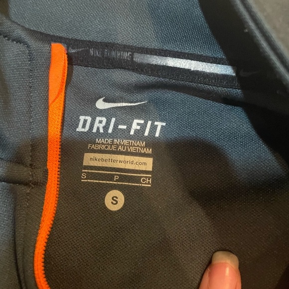 Nike 1/4 zip - Picture 3 of 3